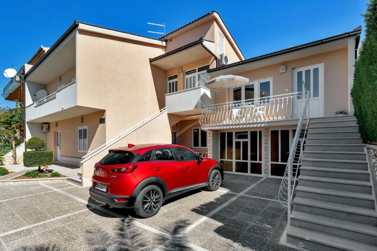 Apartment Kate-Few Minutes From Beach Makarska Kültér fotó